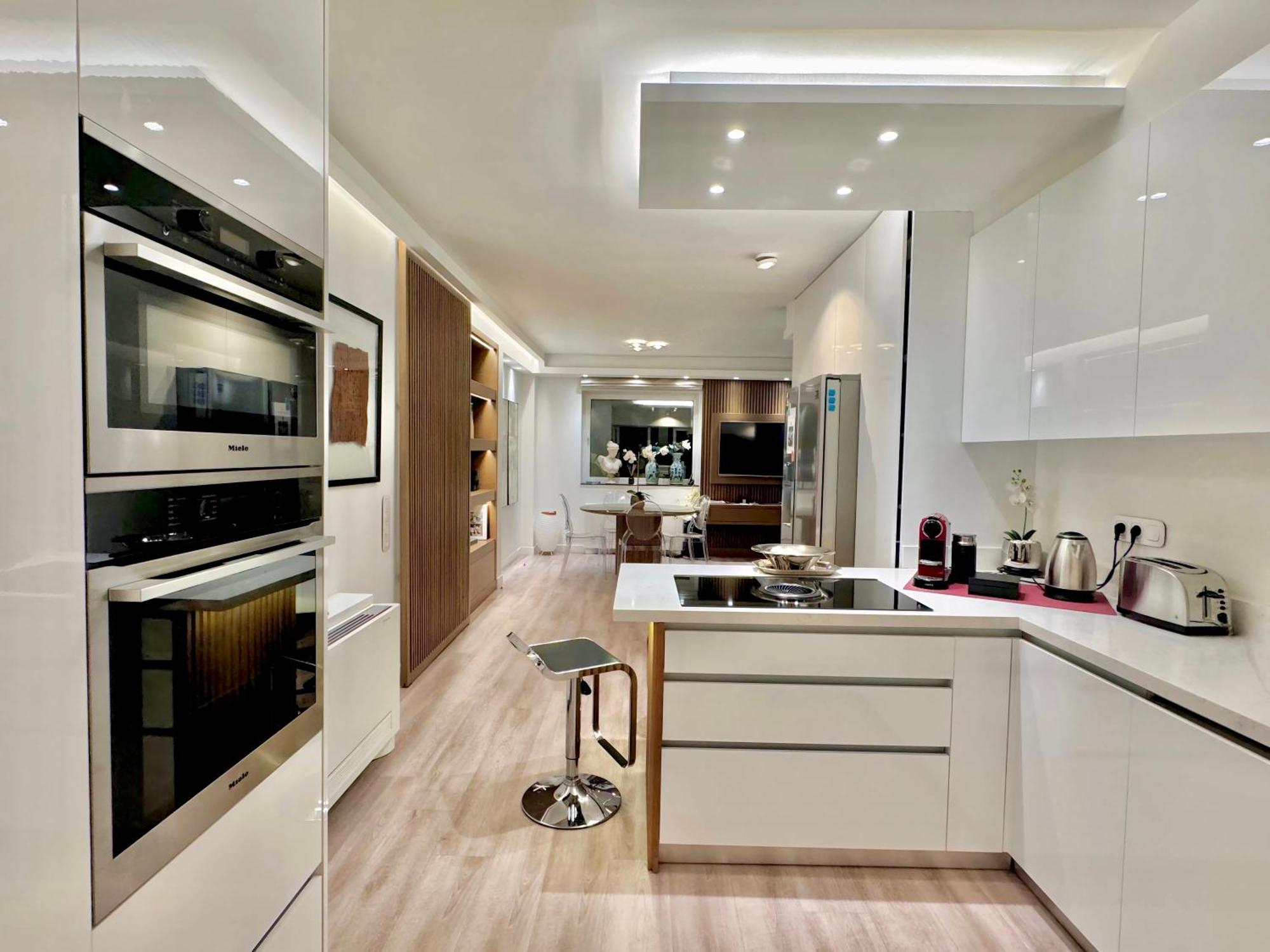 Apartment One 360 Skyline Penthouses *