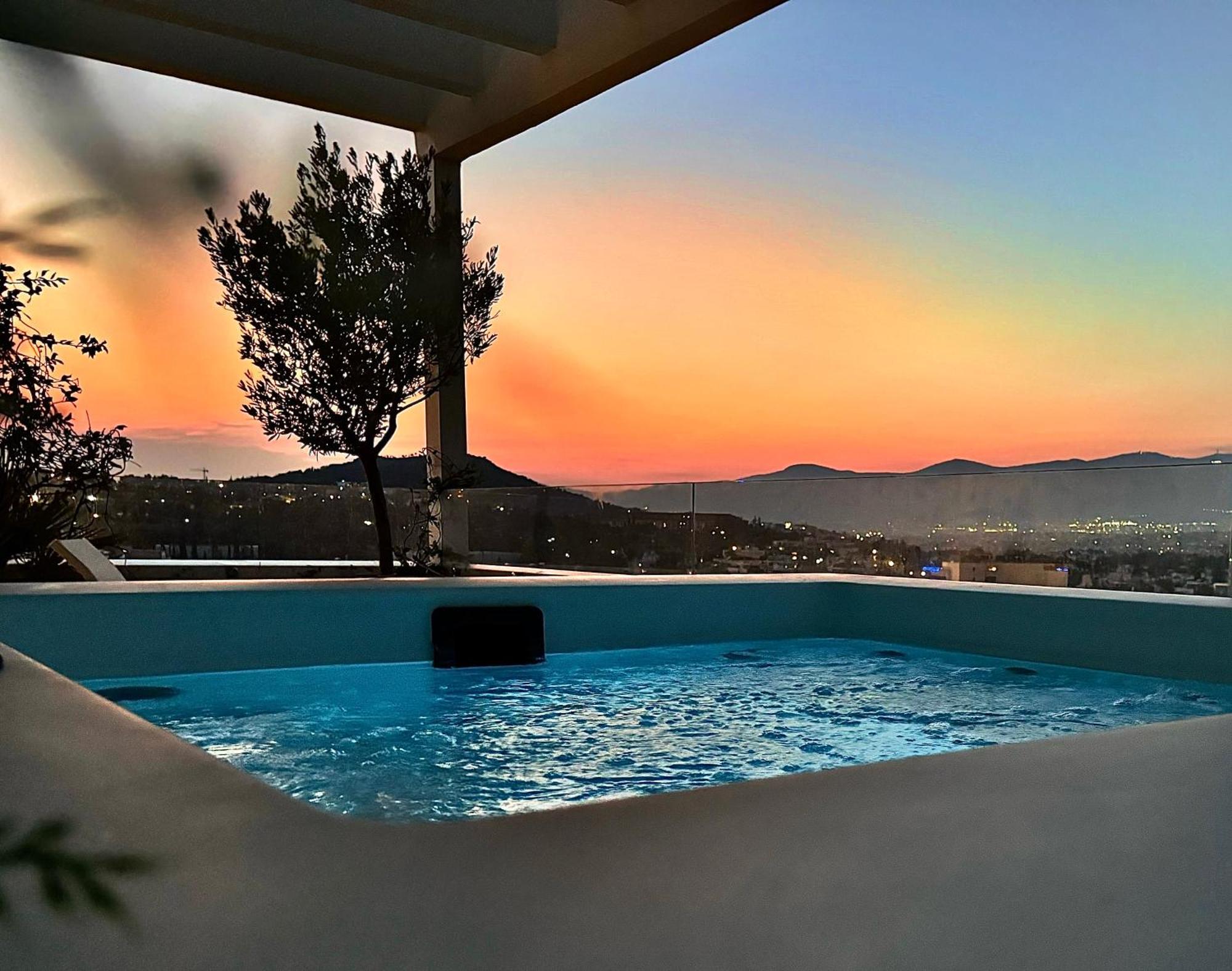 One 360 Skyline Penthouses Athen