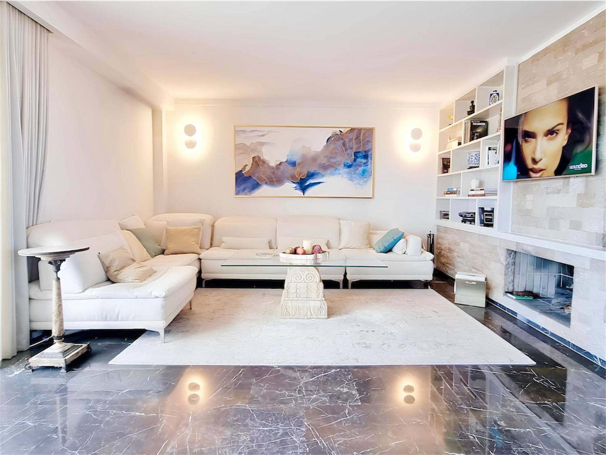 One 360 Skyline Penthouses * Athen