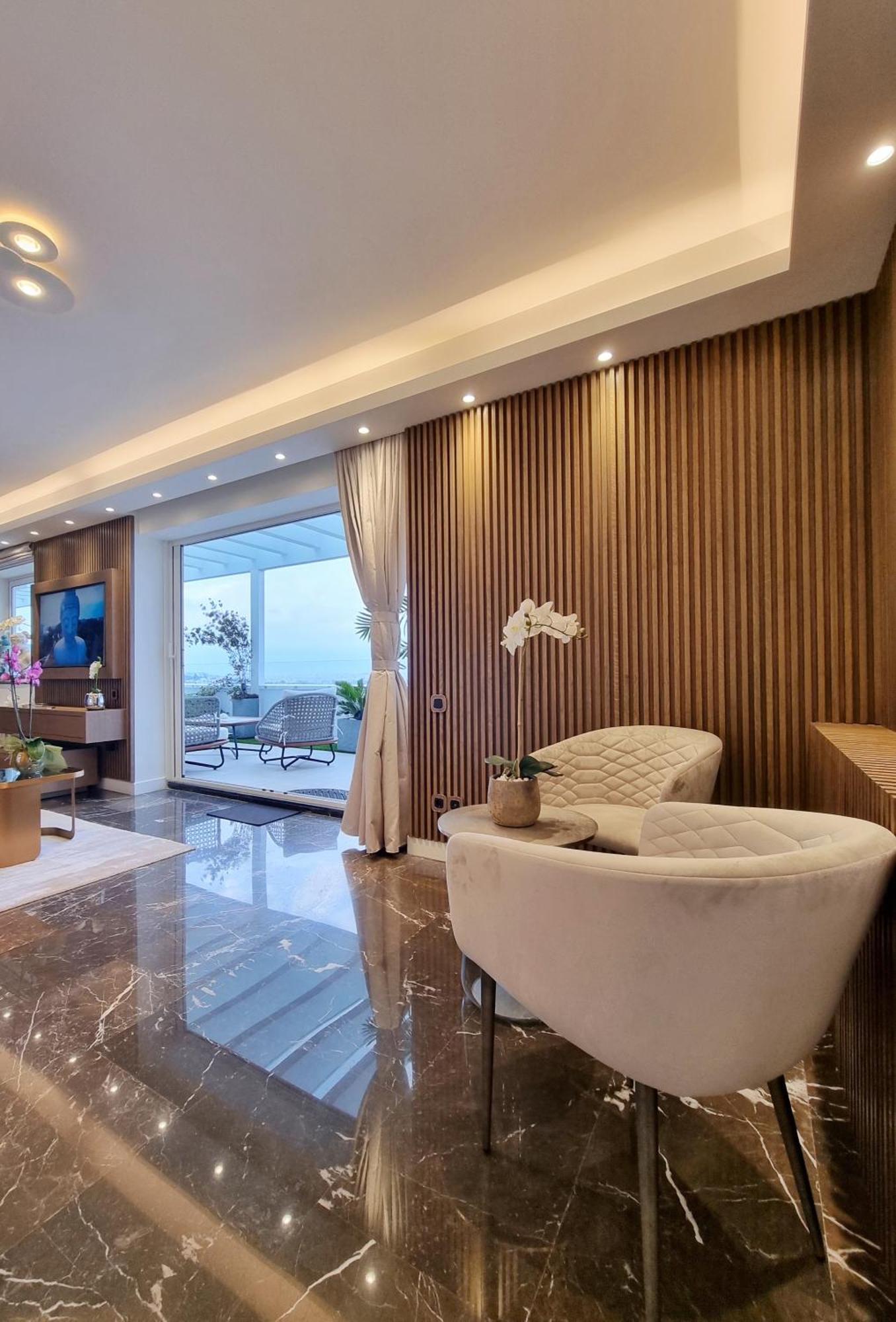 One 360 Skyline Penthouses * Αθήνα
