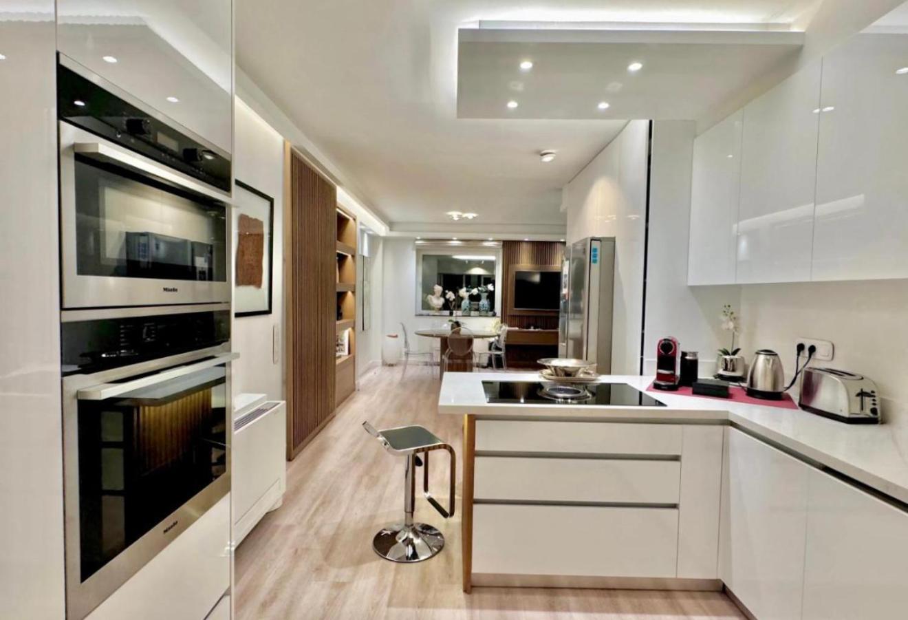 One 360 Skyline Penthouses * Αθήνα