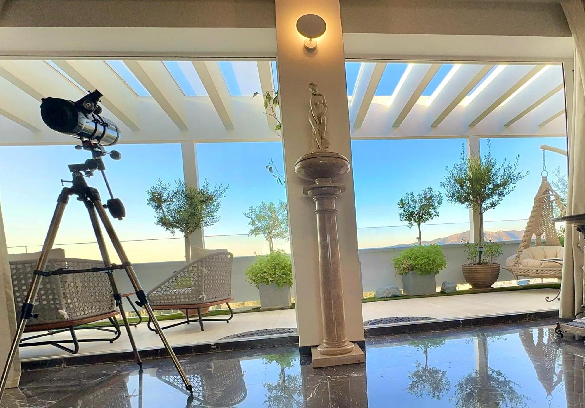 Apartament One 360 Skyline Penthouses