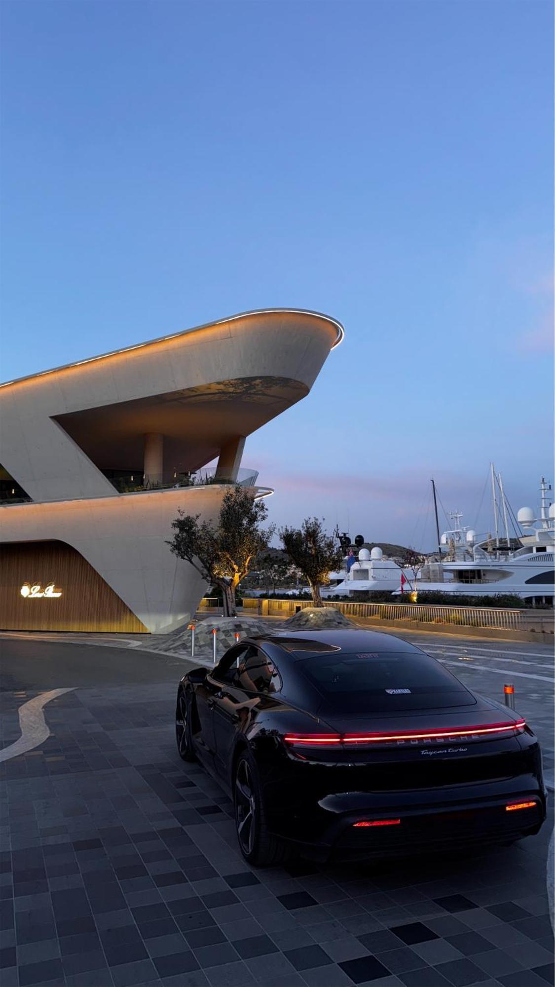 One 360 Skyline Penthouses Αθήνα